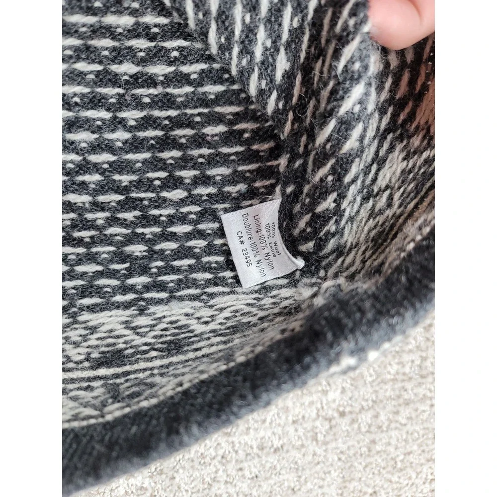 Icelandic Design Wool Cardigan Womens Size S Gray Snowflake‎ Nordic Sweater